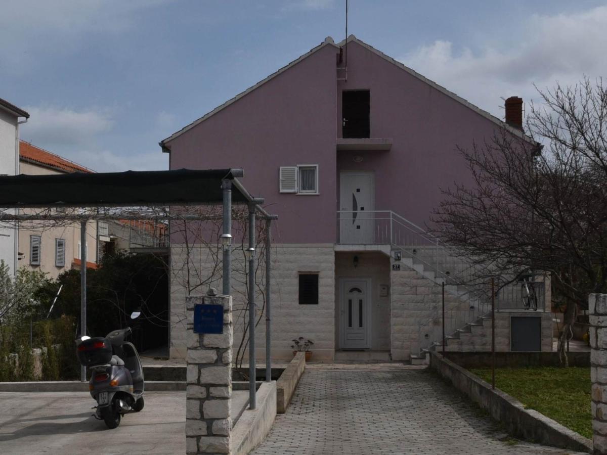 Apartment Manigo Supetar Exterior photo