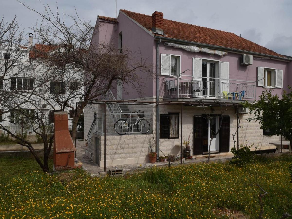 Apartment Manigo Supetar Exterior photo