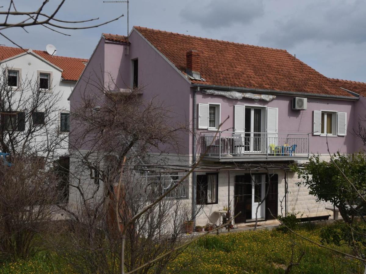 Apartment Manigo Supetar Exterior photo